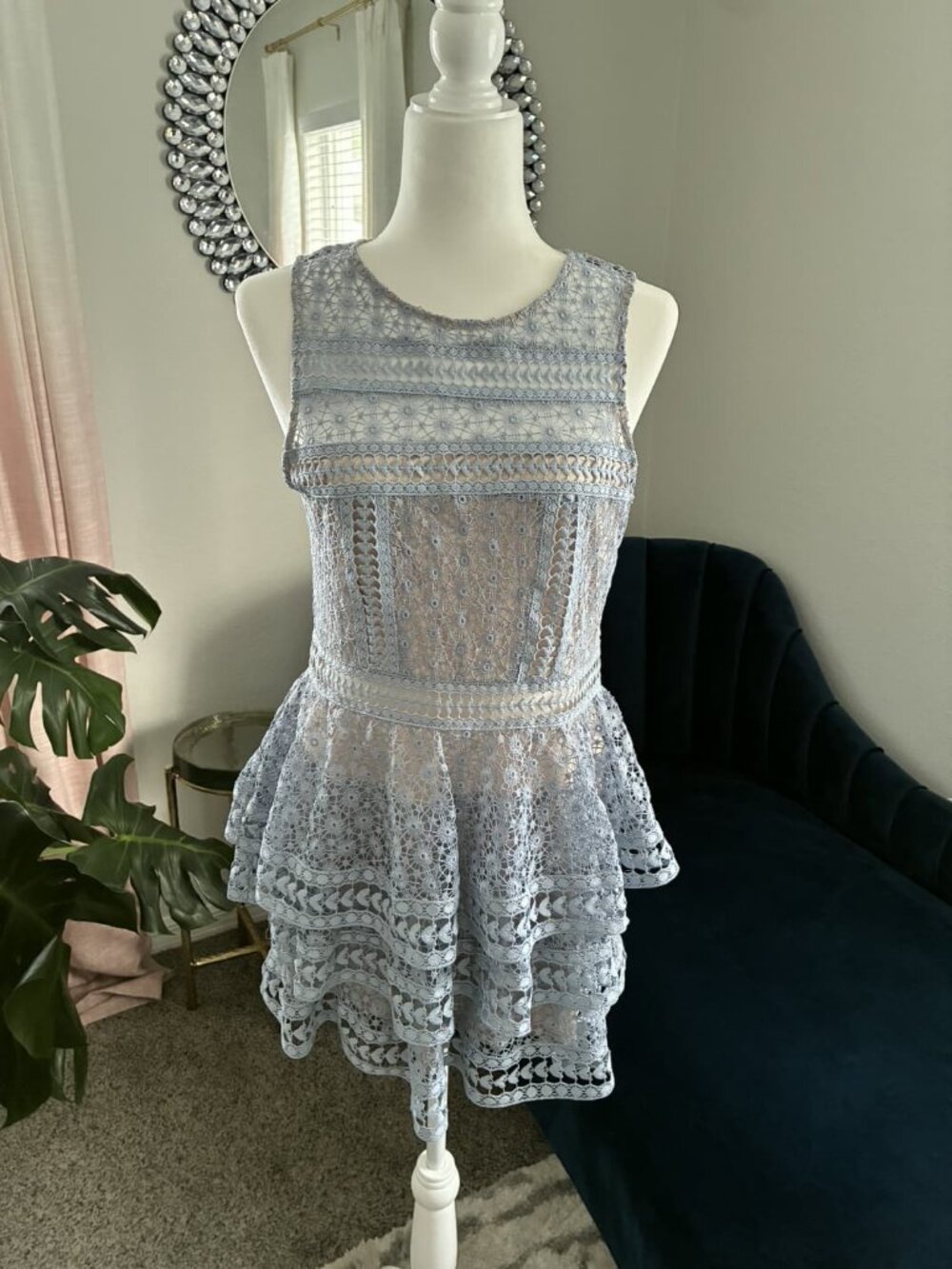 NWT Express Periwinkle Lace Tiered Dress Size 8